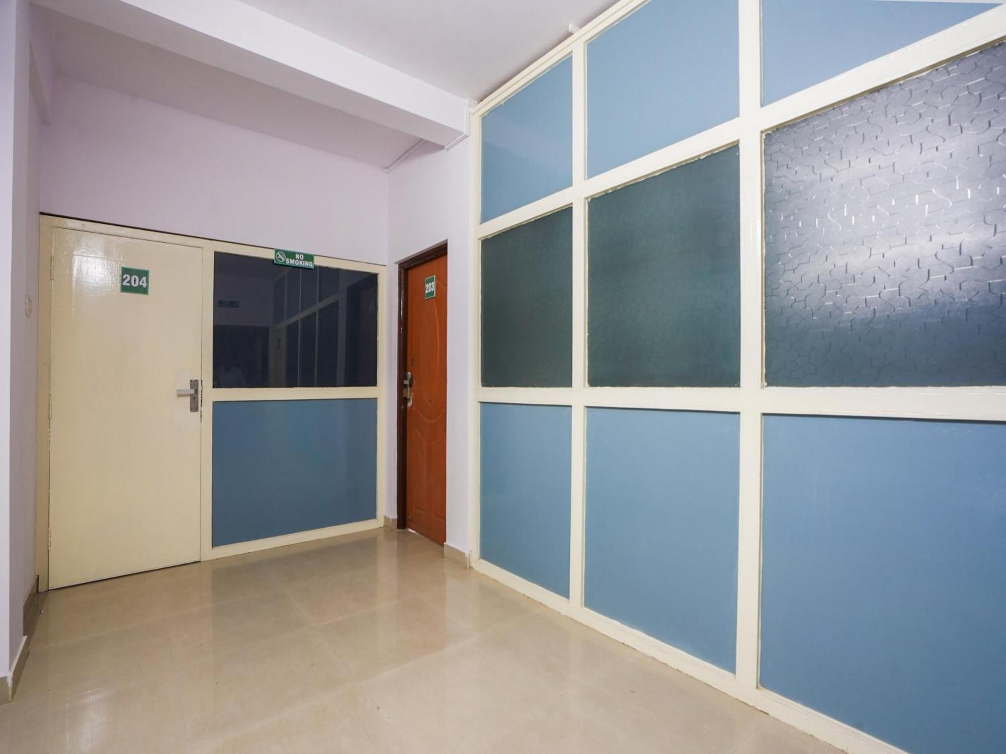 Super Hotel O London Street Nagpur Exterior foto